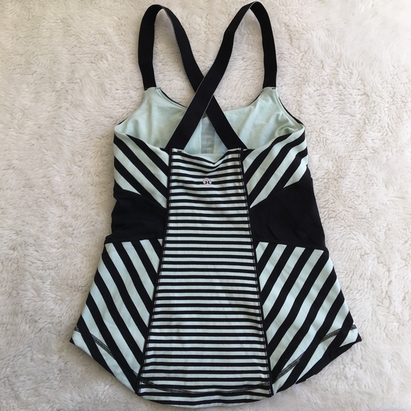 Lululemon Striped Tank Top Size 4 - Picture 3 of 6